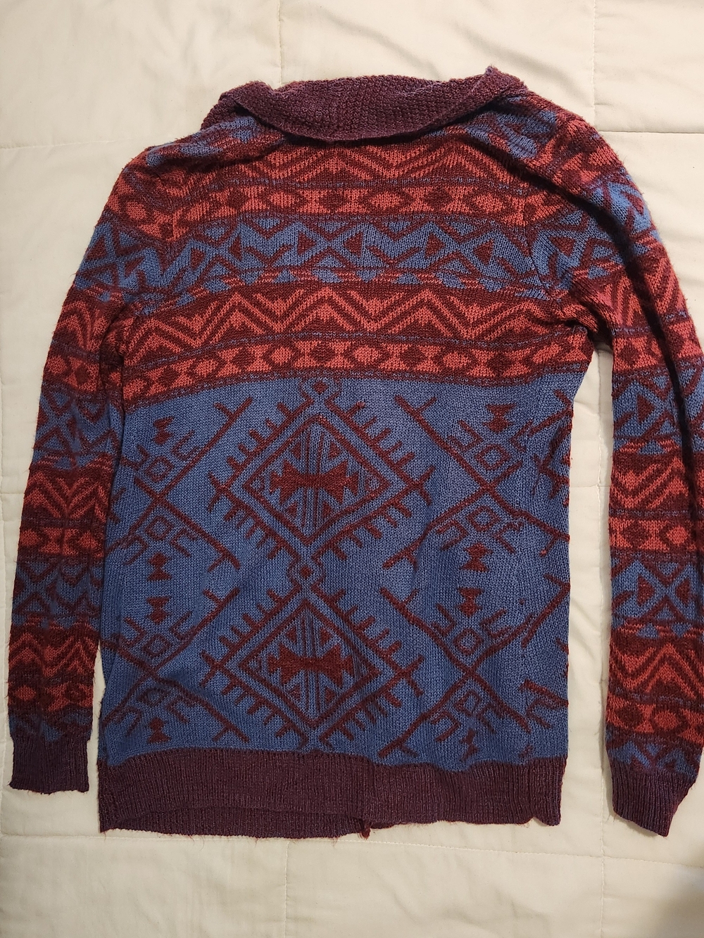 Charming Charlie Open-Front Geometric Cardigan in Blue and Burgundy - Picture 2 of 3